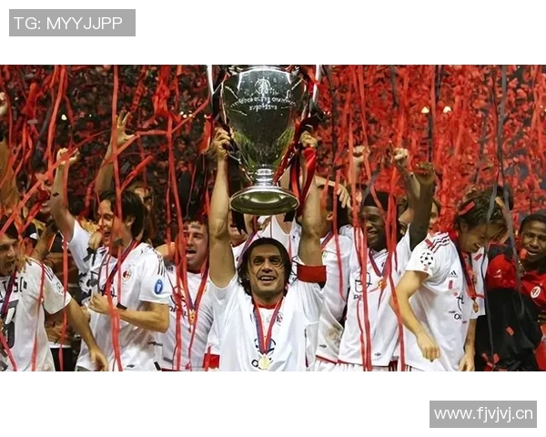 欧冠决赛颁奖典礼流程及奖杯交接仪式回顾